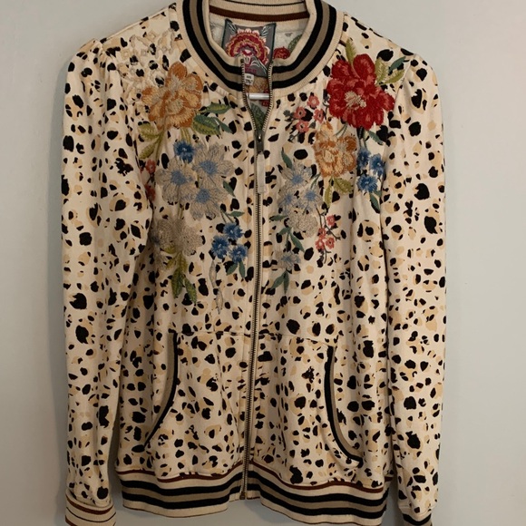 Johnny Was Jackets & Blazers - Johnny Was Floral Embroidered Cream Bomber Jacket